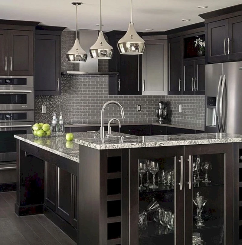 A photo of black kitchen cabinets in Oak Creek, Milwaukee.