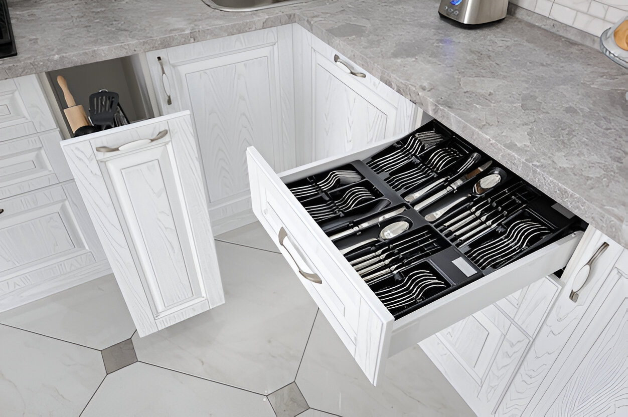 hardware for kitchen cabinets