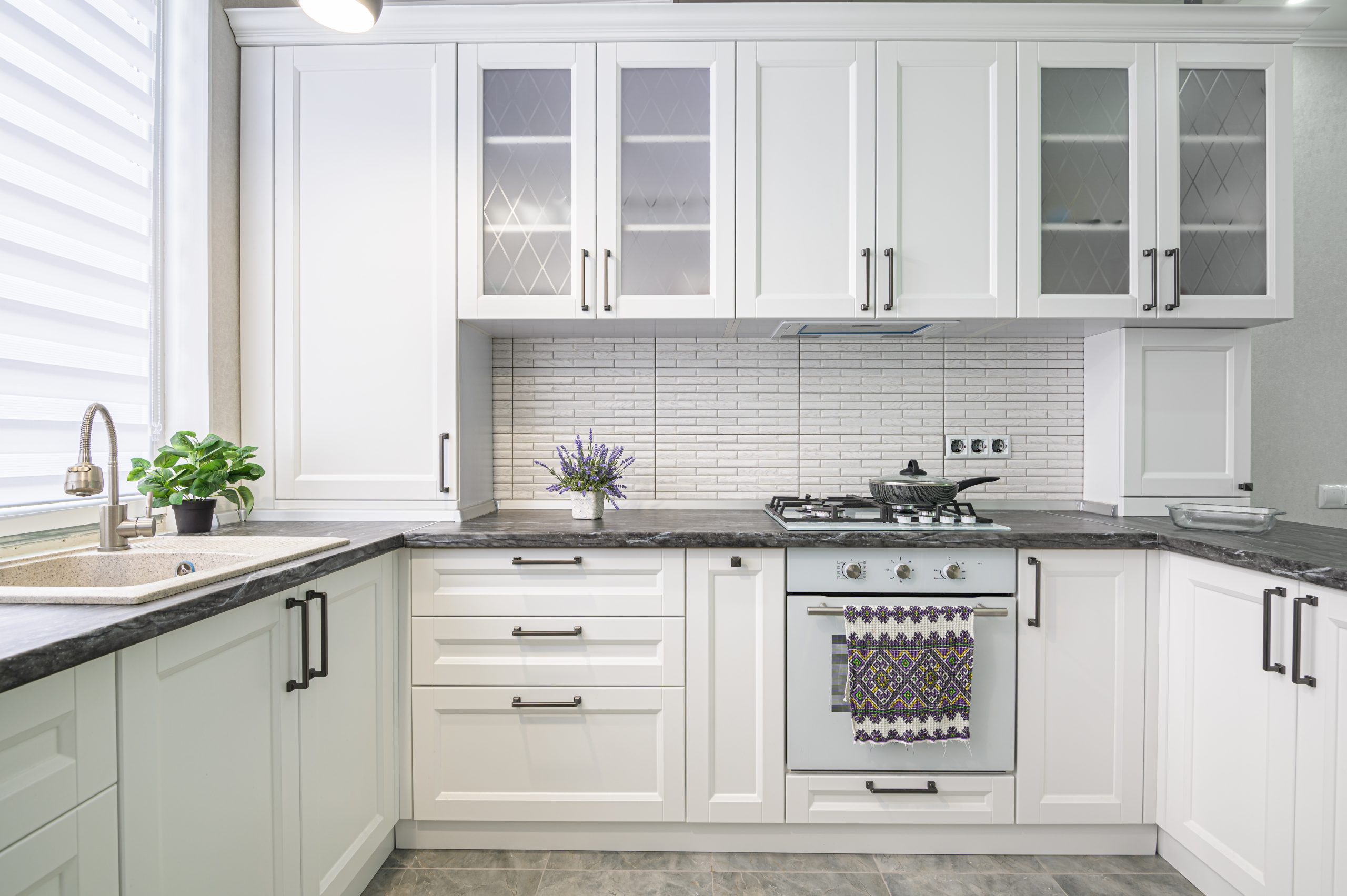 average cost of kitchen cabinets