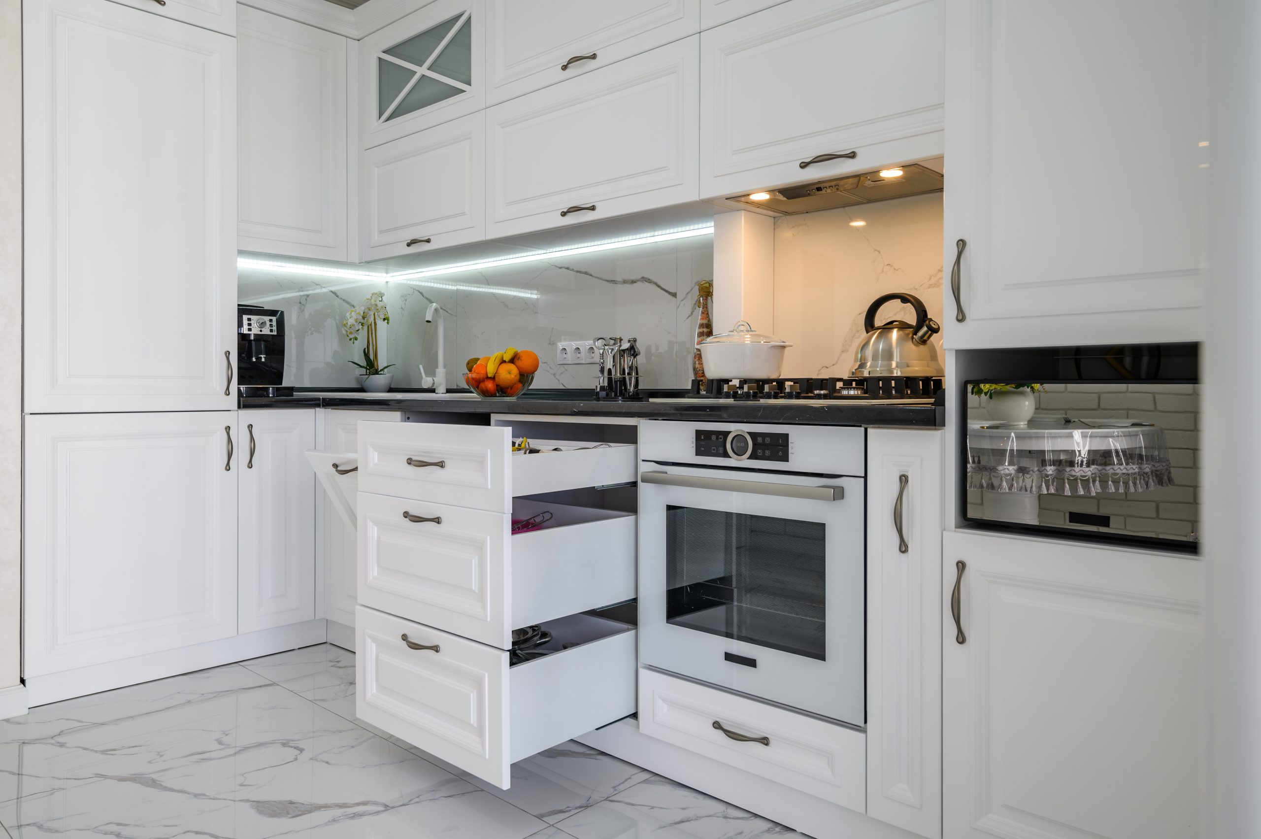 average cost of new kitchen cabinets   