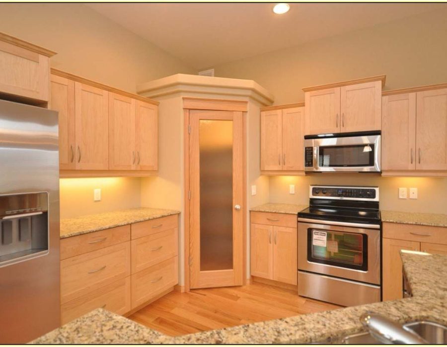 Corner Pantry Kitchen Cabinets